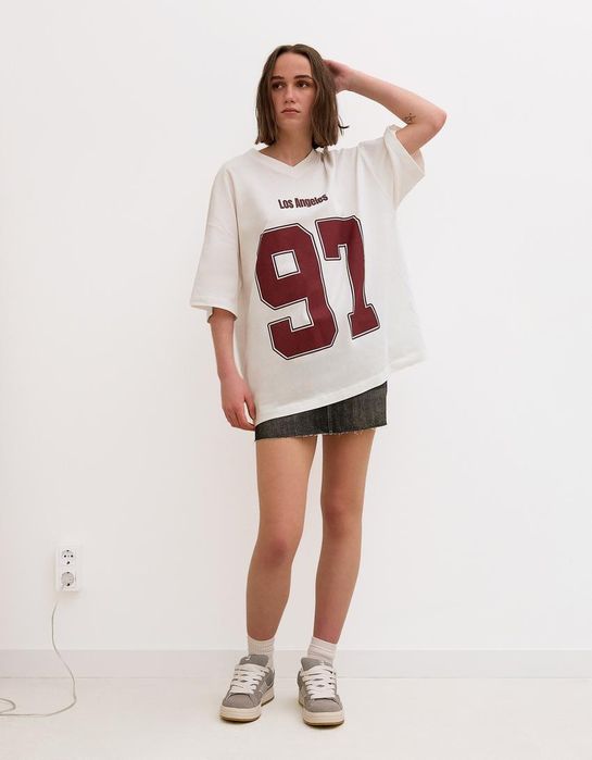 Футболка оверсайз Bershka