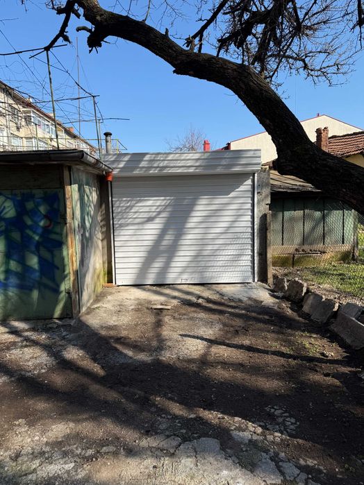 давам гараж под наем
