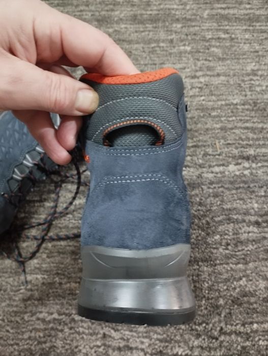 Bocanci Lowa Explorer mid gtx