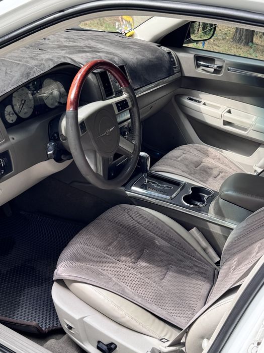 Chrysler 300C 2008 рестайлинг 3.5