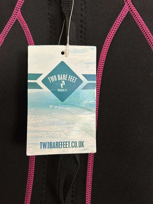 Детски неопрен Two bare feet чисто нов