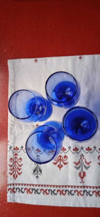 Бокалы для вина интерьерные