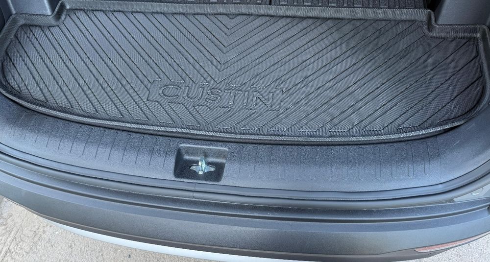 Полик в багажник хюндай кустин hyundai custin