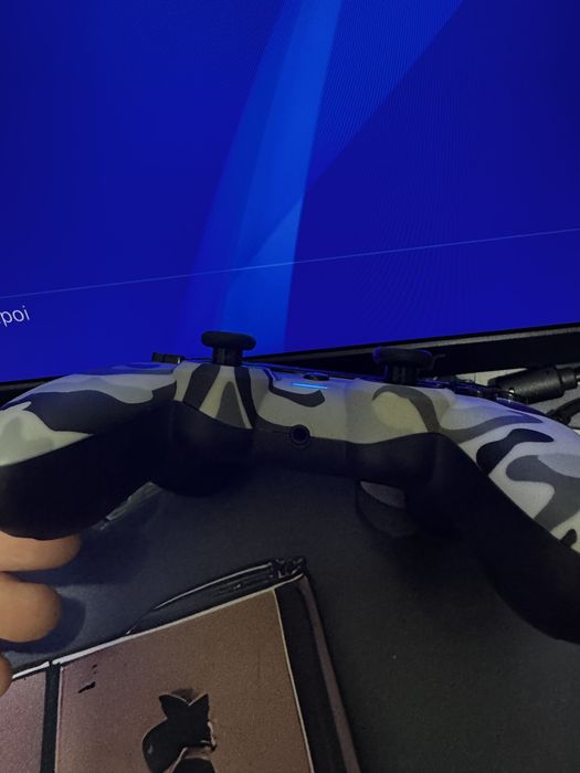PS4 SLIM - 1TB - 3 Jocuri