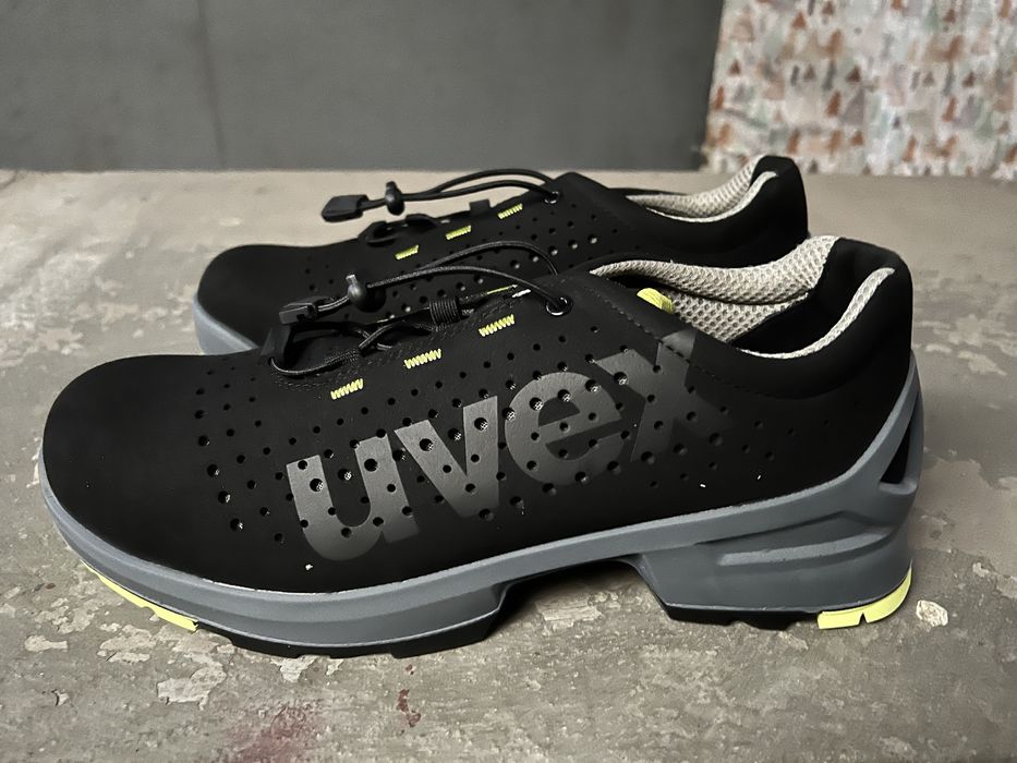 Vand pantofi protectie Uvex marimea 45