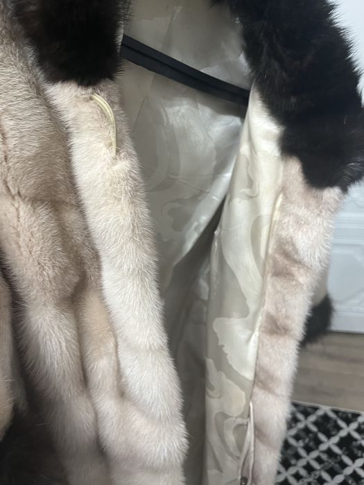 Продам норковую шубу