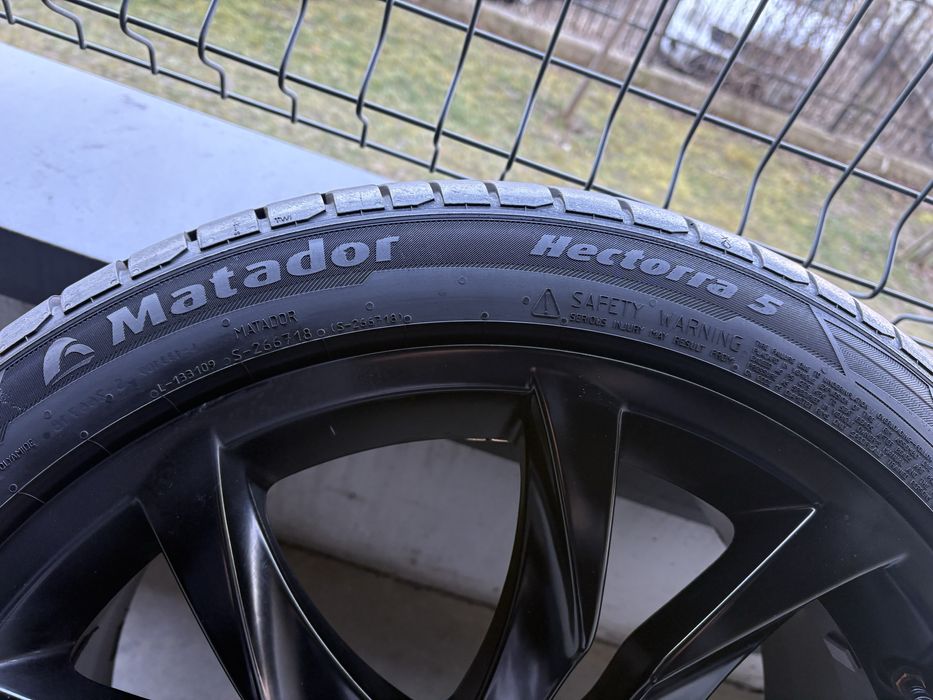 19 цола 5х108мм Пежо, Peugeot-508/3008/5008 245/40/R19 DOT 2024