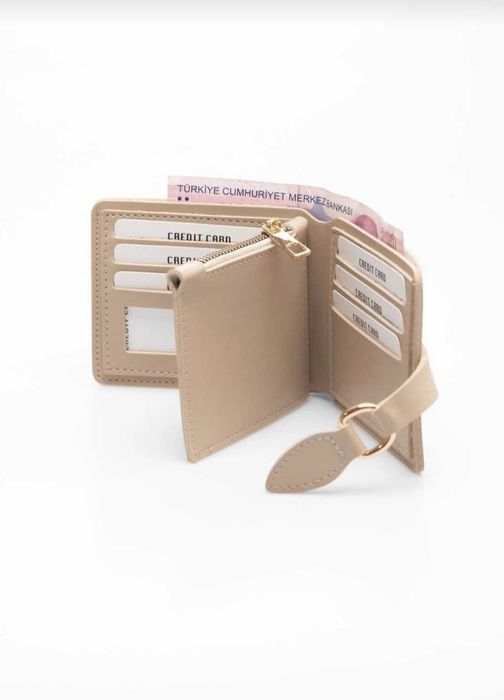 Дамско малко портмоне