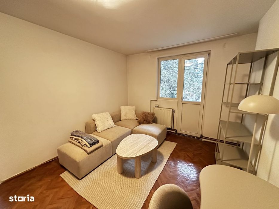 Apartament 2 camere modernizat / Etaj intermediar / Aleea Săvinești