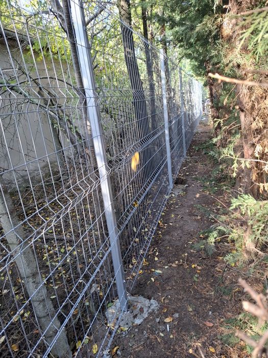 Executam garduri la cerință dumneavoastră.