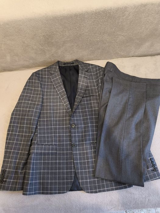 Costum bărbați nou mărimea 48