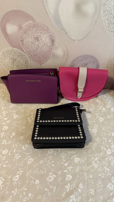 Продаю женские сумки