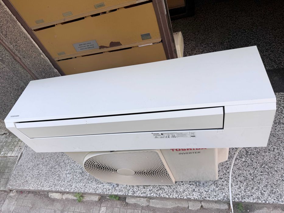 Премиум инверторен климатик Toshiba Shorai Edge 18 000 BTU Работил 10 дни! Неразличим от нов