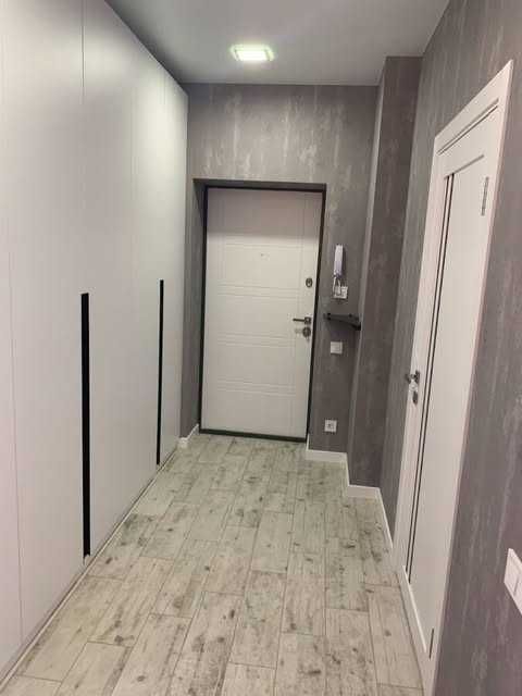 Продава се Едностаен апартамент в София, Център - 46 кв.м за 3022 €/кв.м - Снимка #3