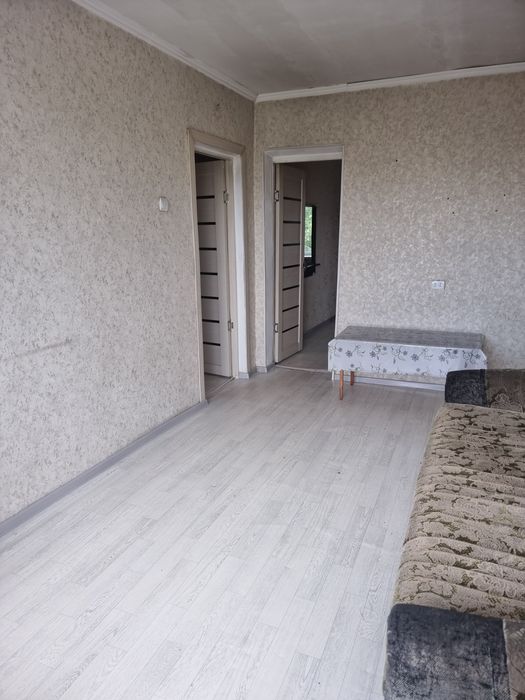 Продается квартира в микрорайоне