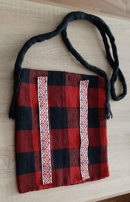 Ръчни плетива и  малки възглавнич