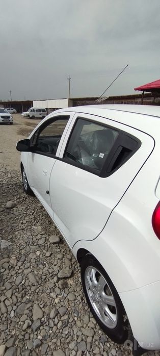 Спарк 2015 тоза 6500$