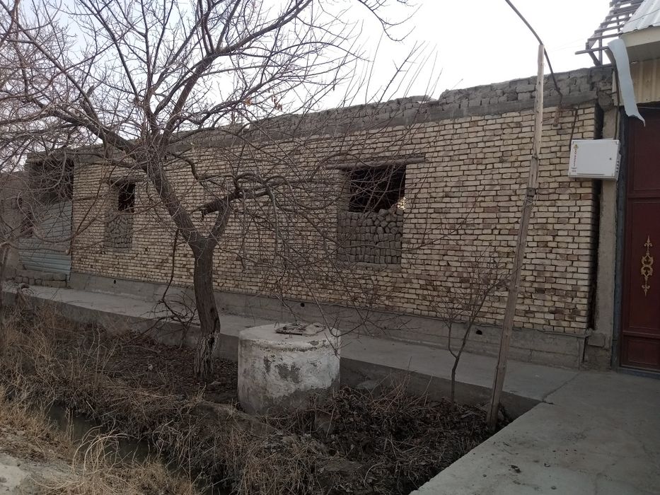 Yarim tayyor uchastka