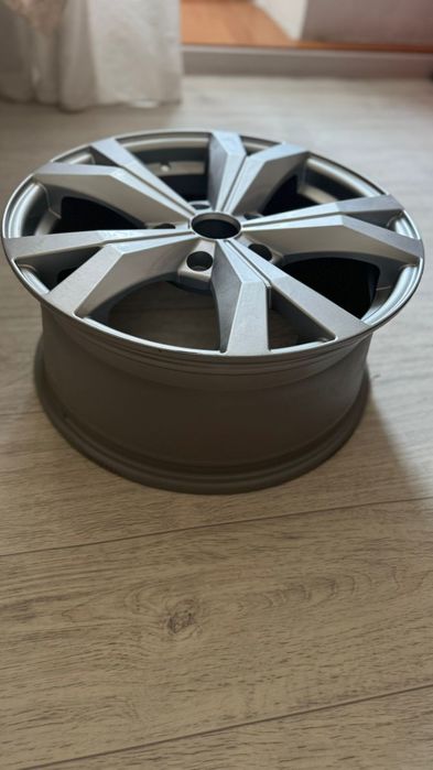 Продам диски R18