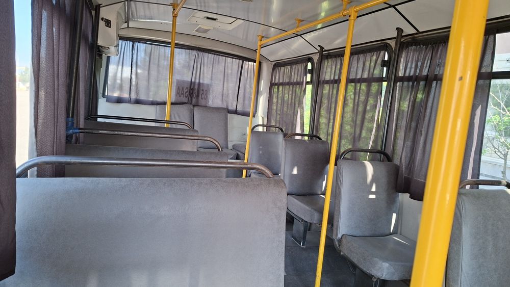 AVTOBUS  ISUZU NP37 сотилади