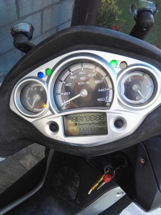 Yamaha X-CITY 250 cm3 21 CP
