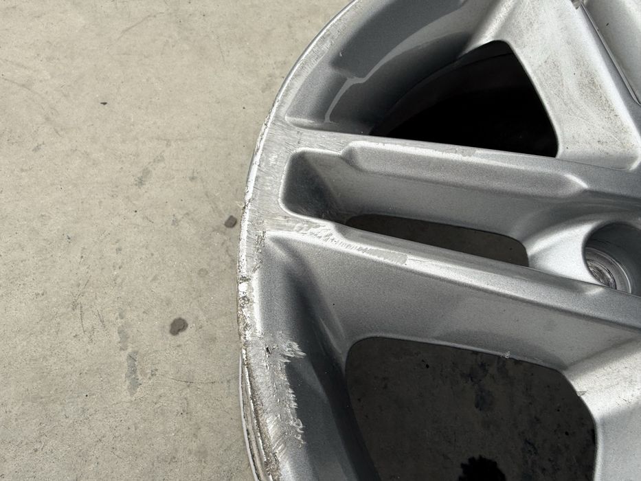 Set Jante aliaj originale R16 Hyundai Kona 52910-J9100 Elantra i30