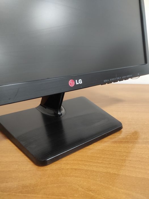 Продам монитор LG