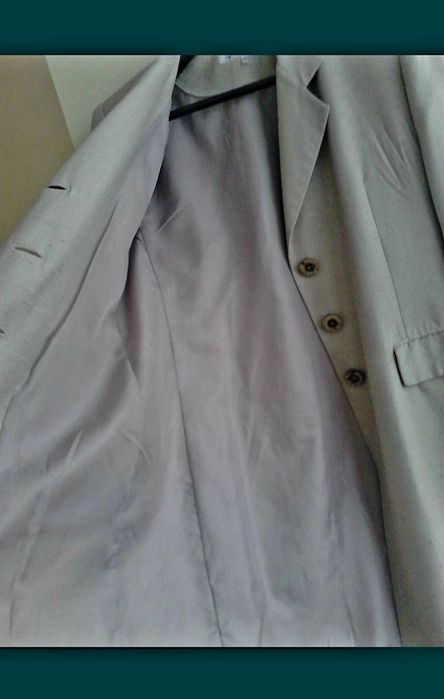 Бежаво БГ манто с подплата