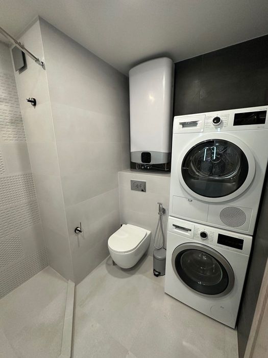 Дава се под наем Тристаен апартамент в Бургас, Лазур - 90 кв.м за 1047.03 € - Снимка #9