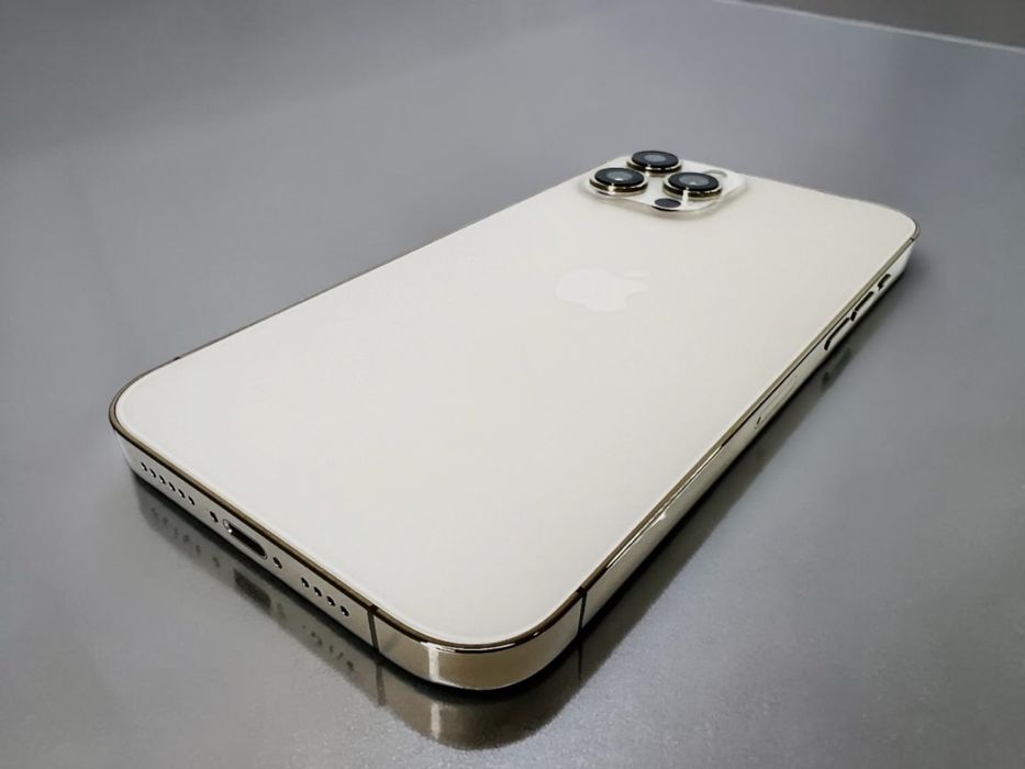 Apple iPhone 12 Pro 128GB Gold Отличен! Гаранция!