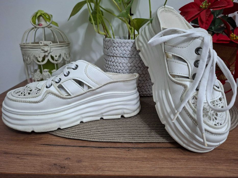 Oбувки от естес.кожа, спортни, елегантни. Размери:35-36-37-38