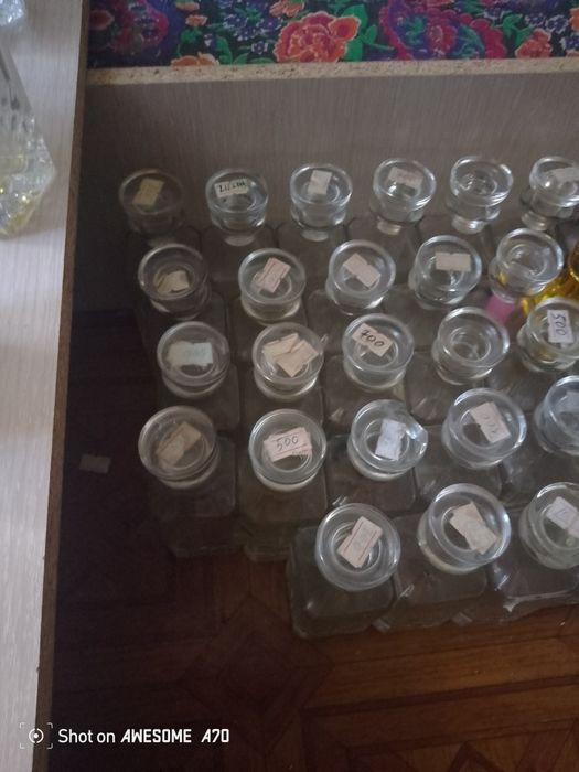 Продаю графины Б/У