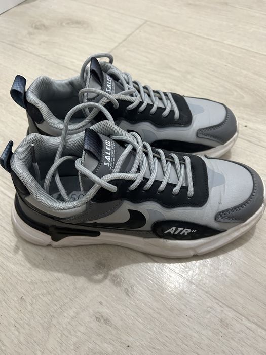 Продам обувь