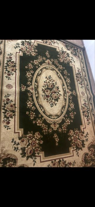 Ковры новые с переездом продаем