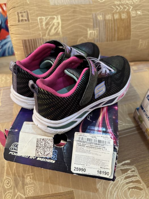 Кроссовки детские skechers