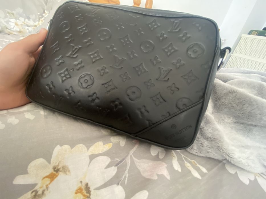 Geanta louis Vuitton