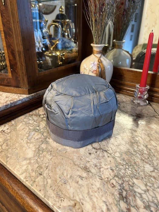 Caciula blana naturala foca cenusie