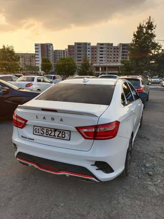 Автомобил сотилади