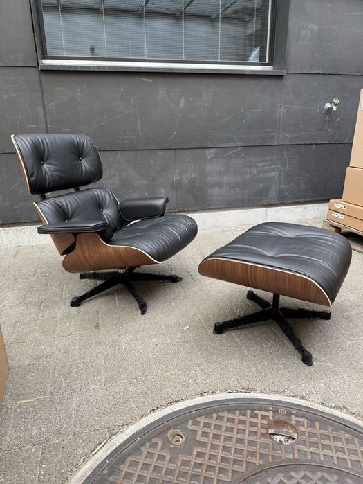 Fotoliu și otoman Vitra Eames 2025