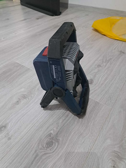Far ,lanterna Bosch 14.4 v , 18 v GLI 18V - 2200C