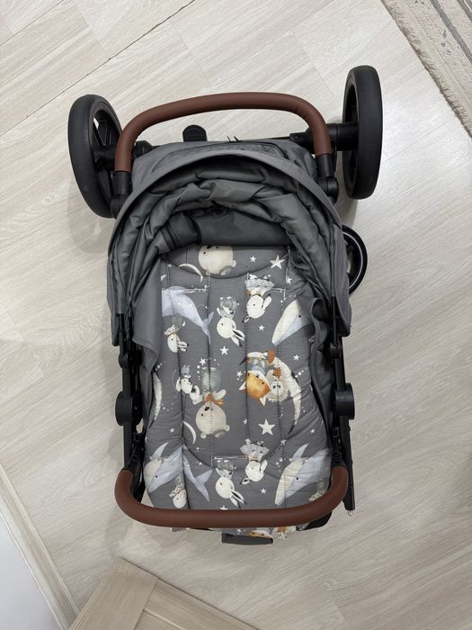 Продам детскую коляску TOMIX