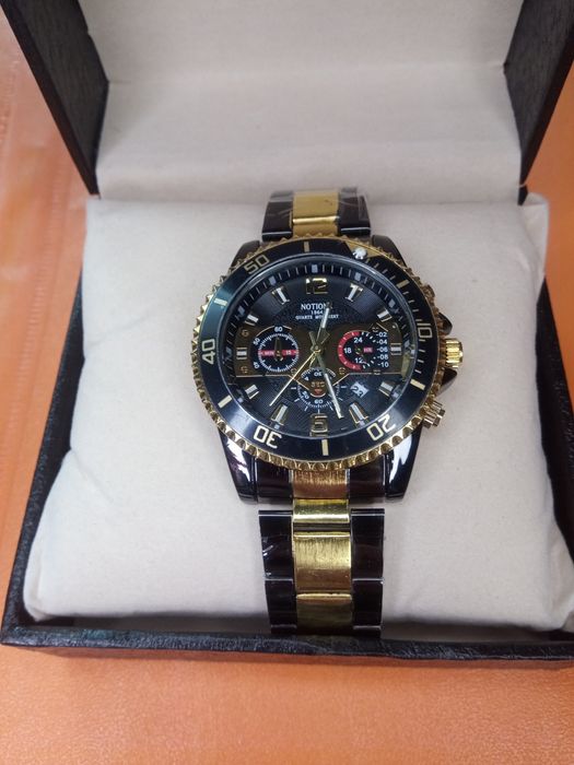 Мъжки часовник кварцов