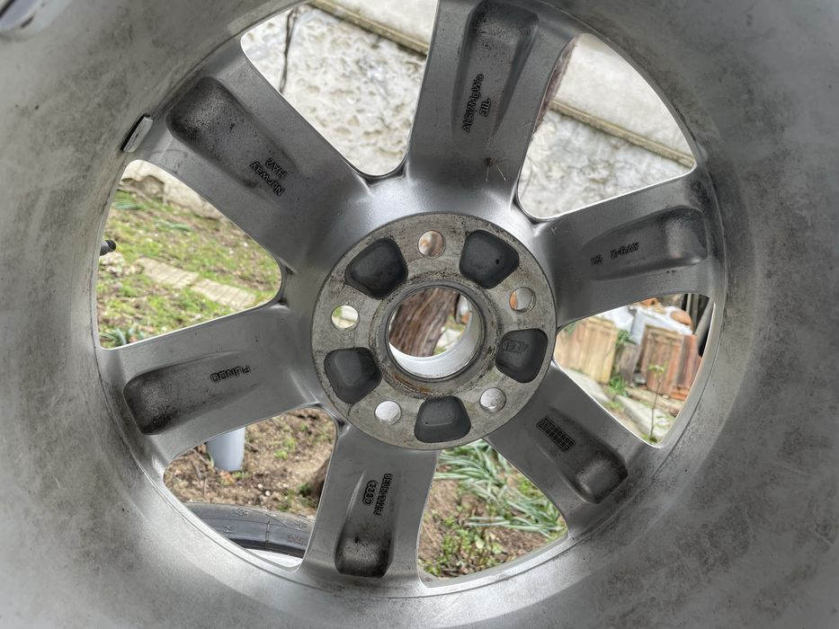 Джанти  5 броя 5*112 с гуми 225/50/17 за Audi