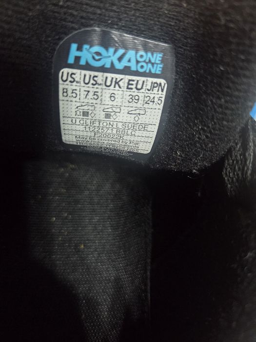 Женские кроссовки HOKA