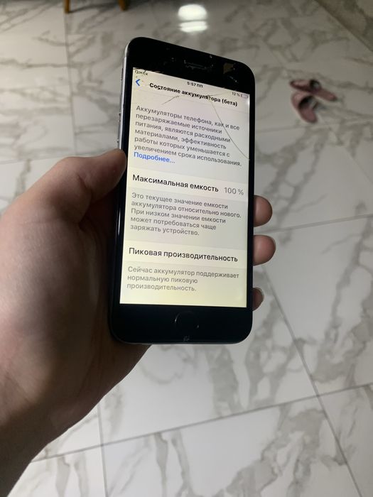 iPhone 6  16 ГБ   .