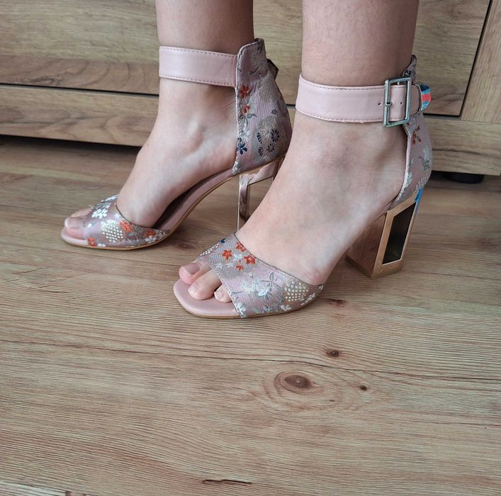 Сандали Sergio tozzi