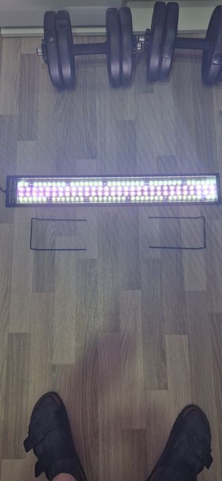 Продам светильник для аквариума