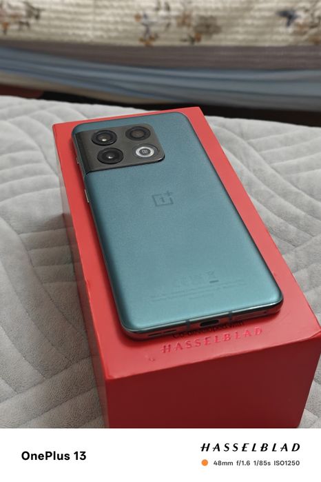 Продается OnePlus 10 pro 5g