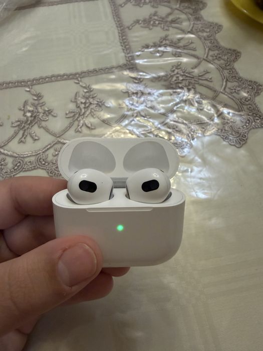 Наушники AirPods серия 3