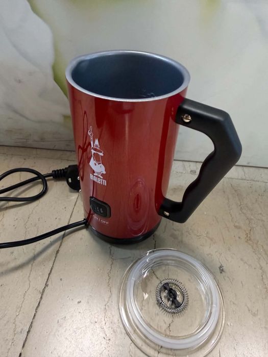 Пенообразуватео Bialetti